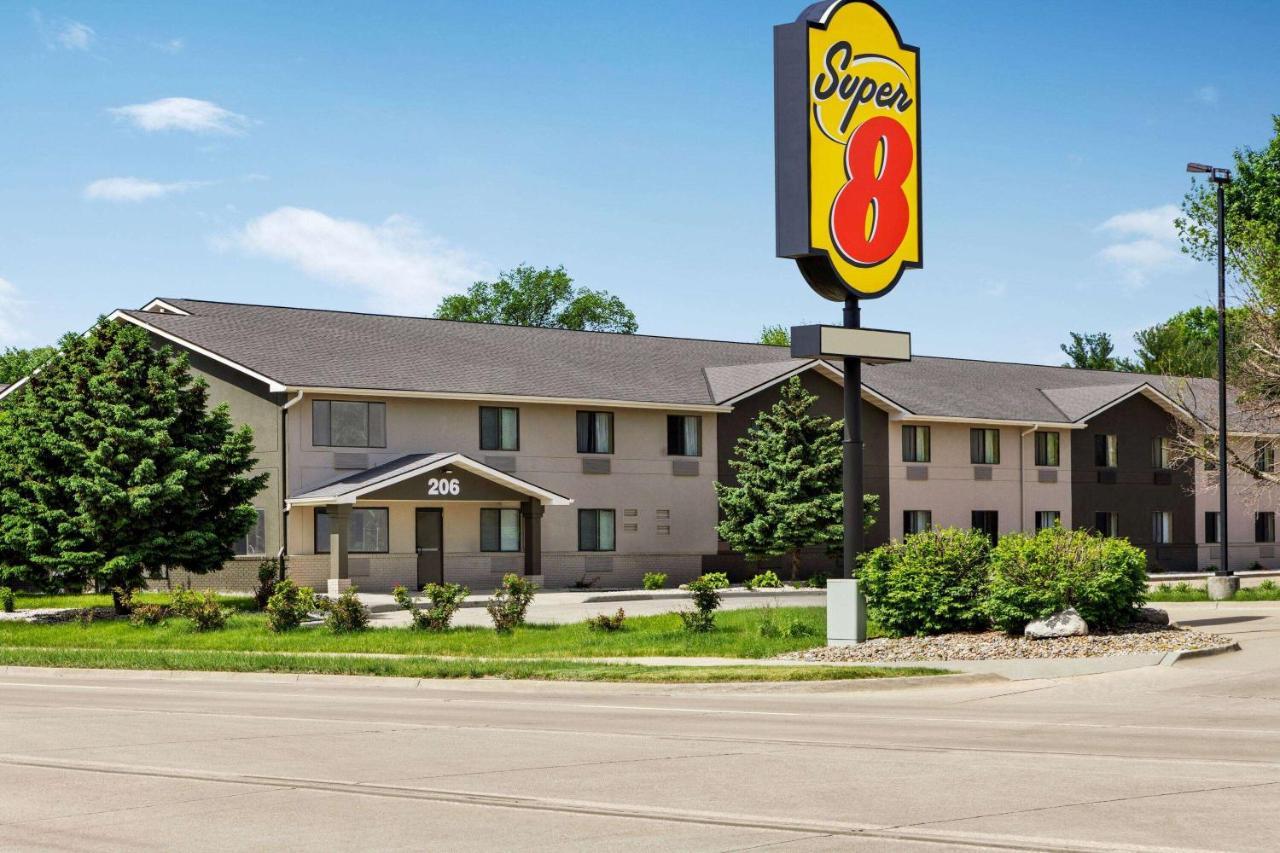 Super 8 By Wyndham Ankeny/Des Moines Area Hotel Exterior photo